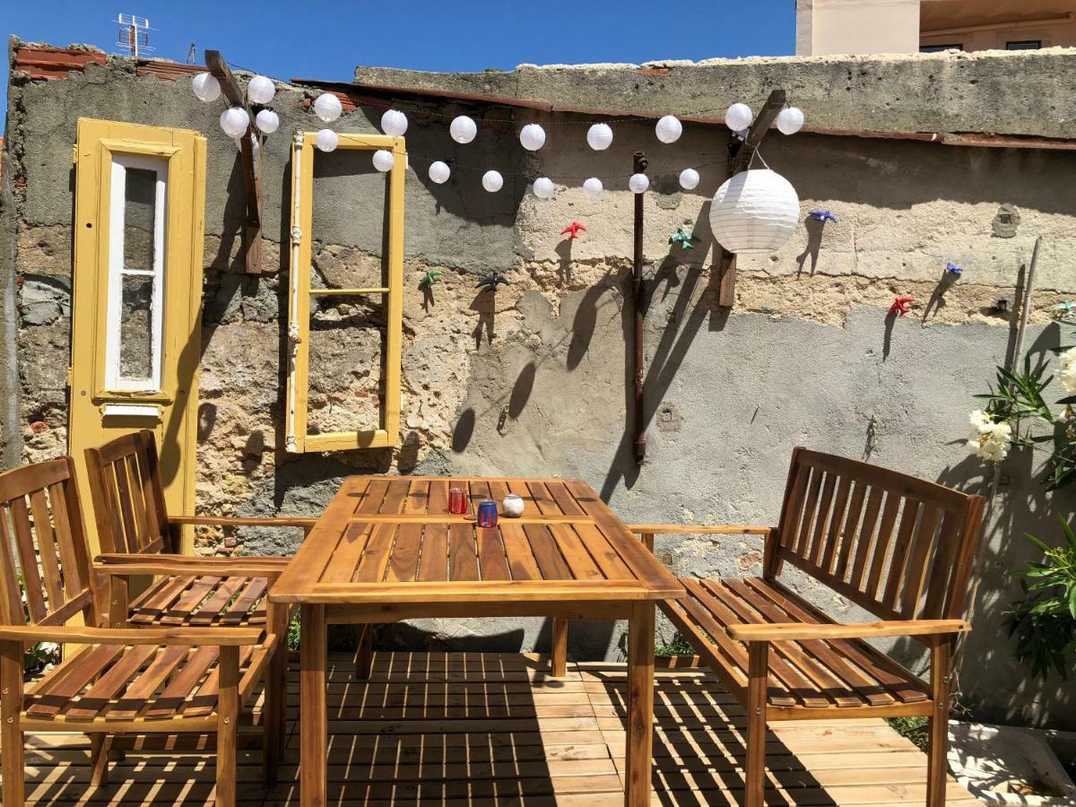 The Back Yard Nest Apartment Lisbon Exterior photo